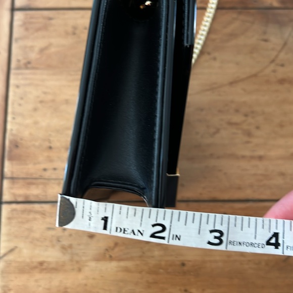 Michael Kors Resin envelope clutch - Picture 7 of 15